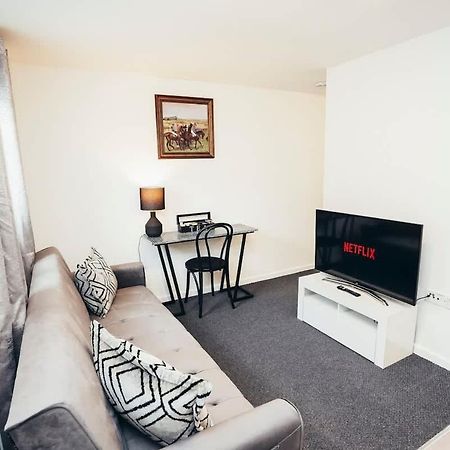 Snug 1Br Apt, Self Check In, Parking, By Derbnb Hilton  Kültér fotó